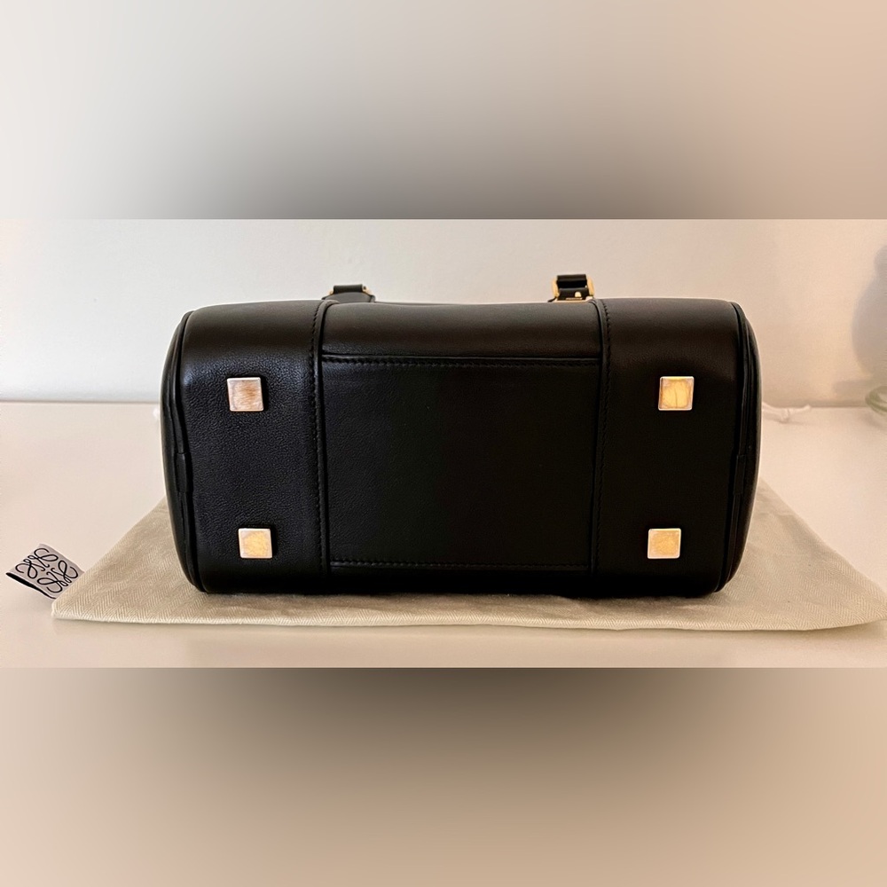Loewe Amazona 19 Black Nappa Calfskin Leather Bag Detachable Strap Lock & Key - Picture 9 of 12